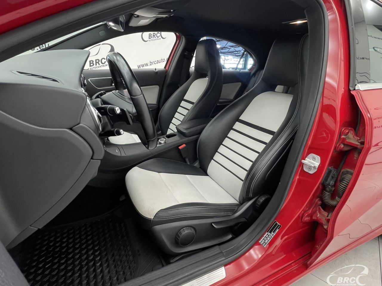 Mercedes-Benz A180 | 20