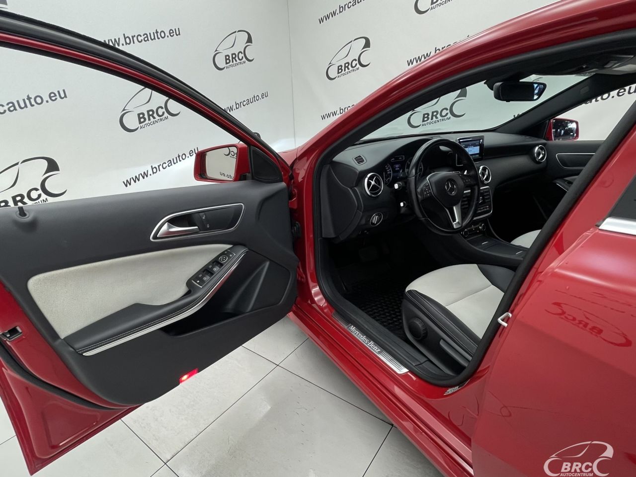 Mercedes-Benz A180 | 17