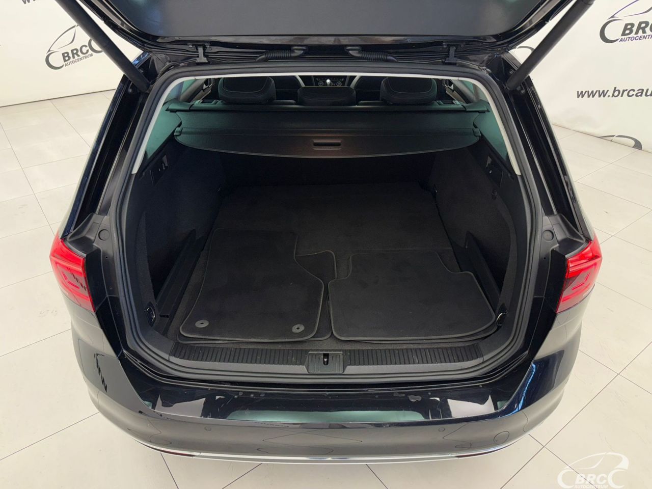 Volkswagen Passat | 16