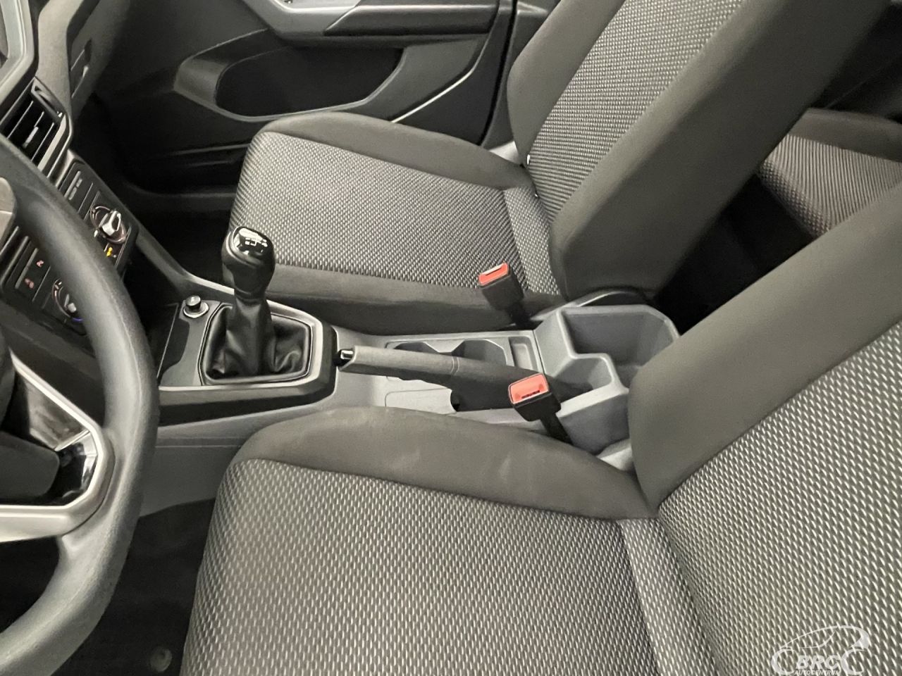 Volkswagen T-Cross | 23