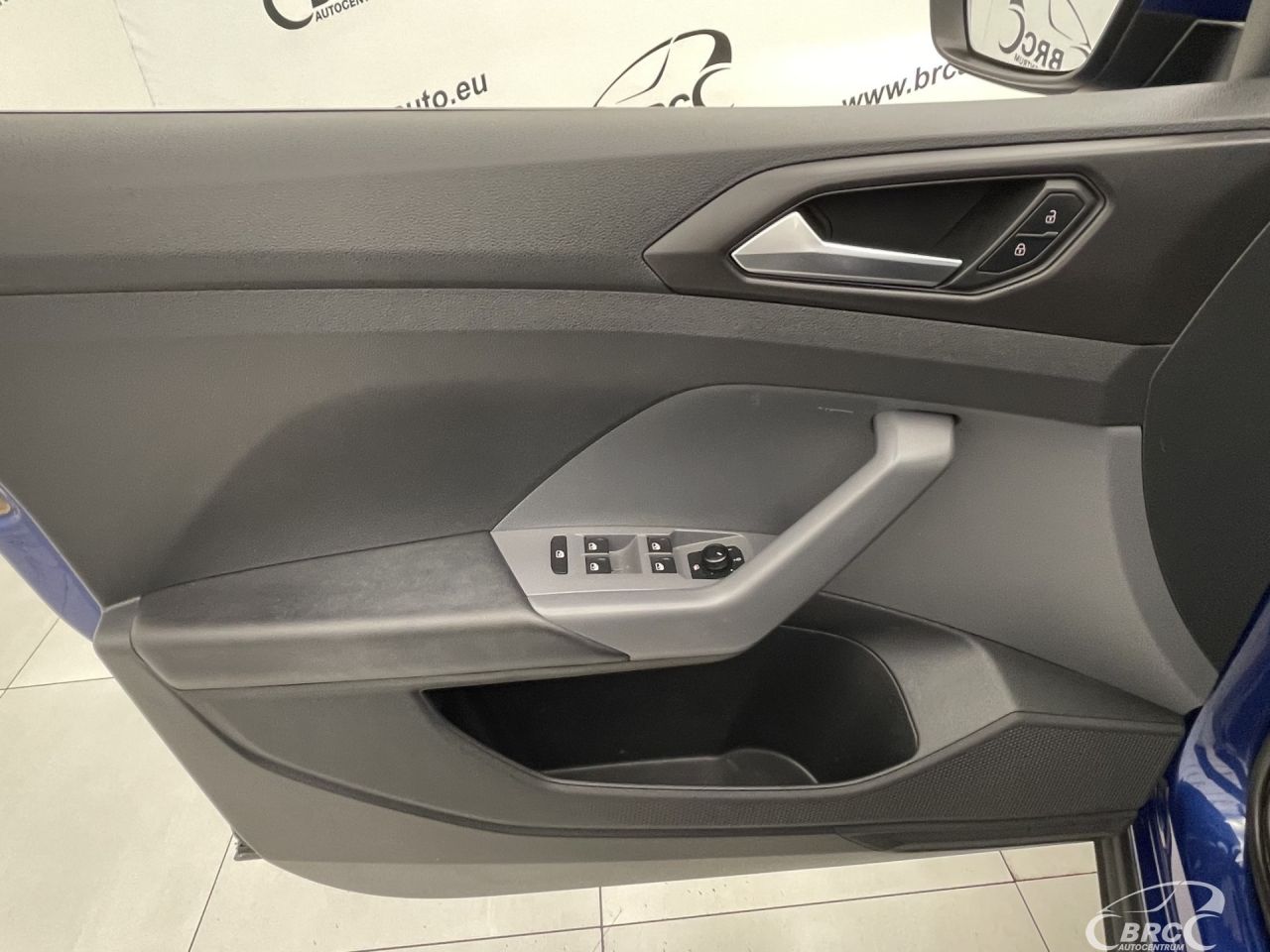 Volkswagen T-Cross | 19