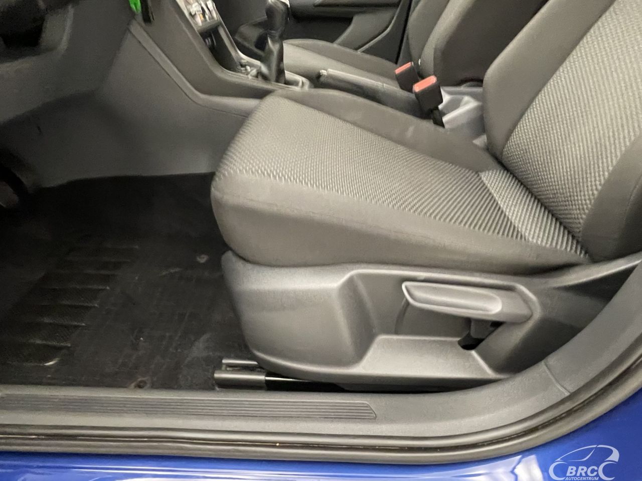 Volkswagen T-Cross | 21