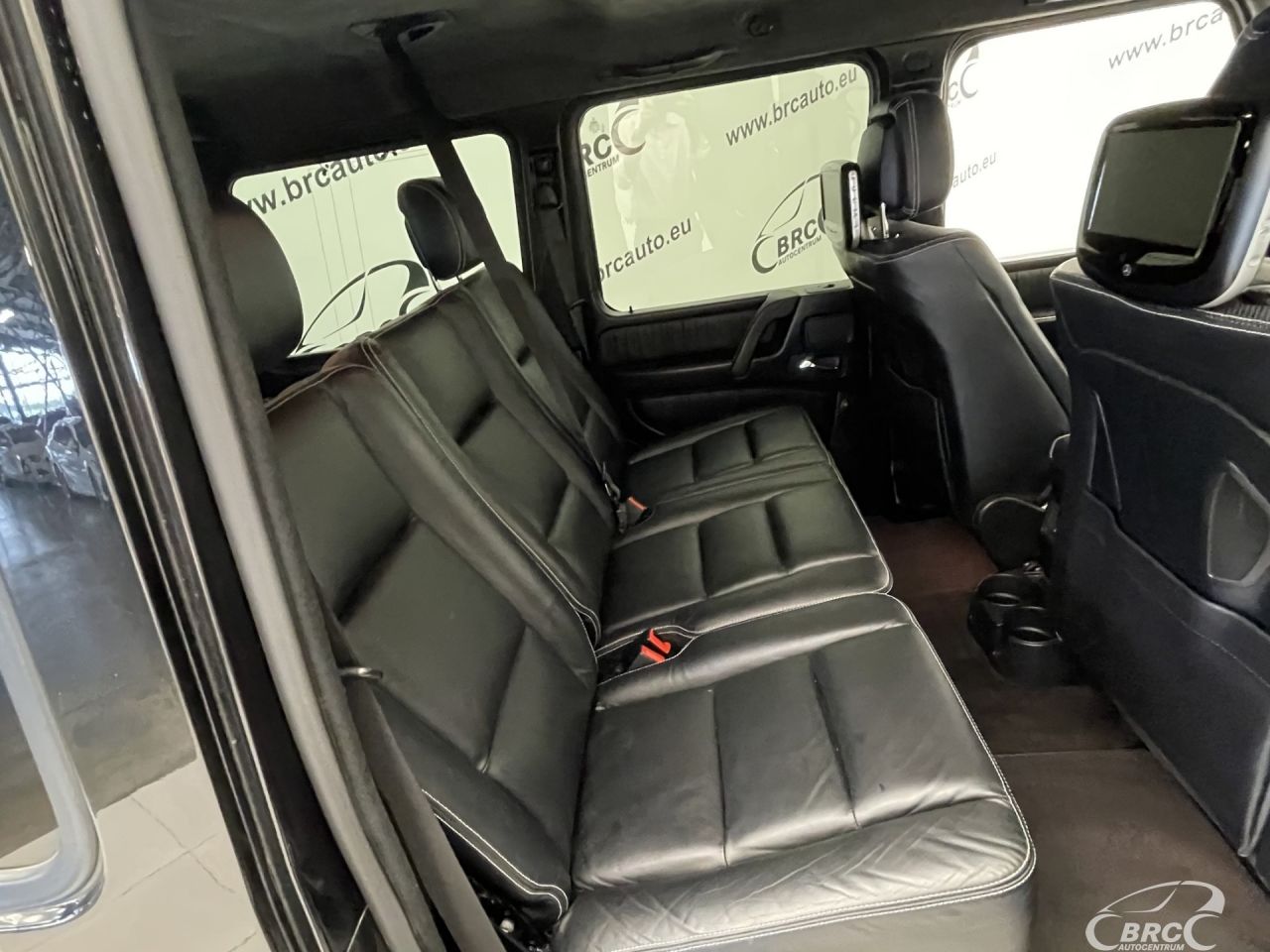 Mercedes-Benz G500 | 12