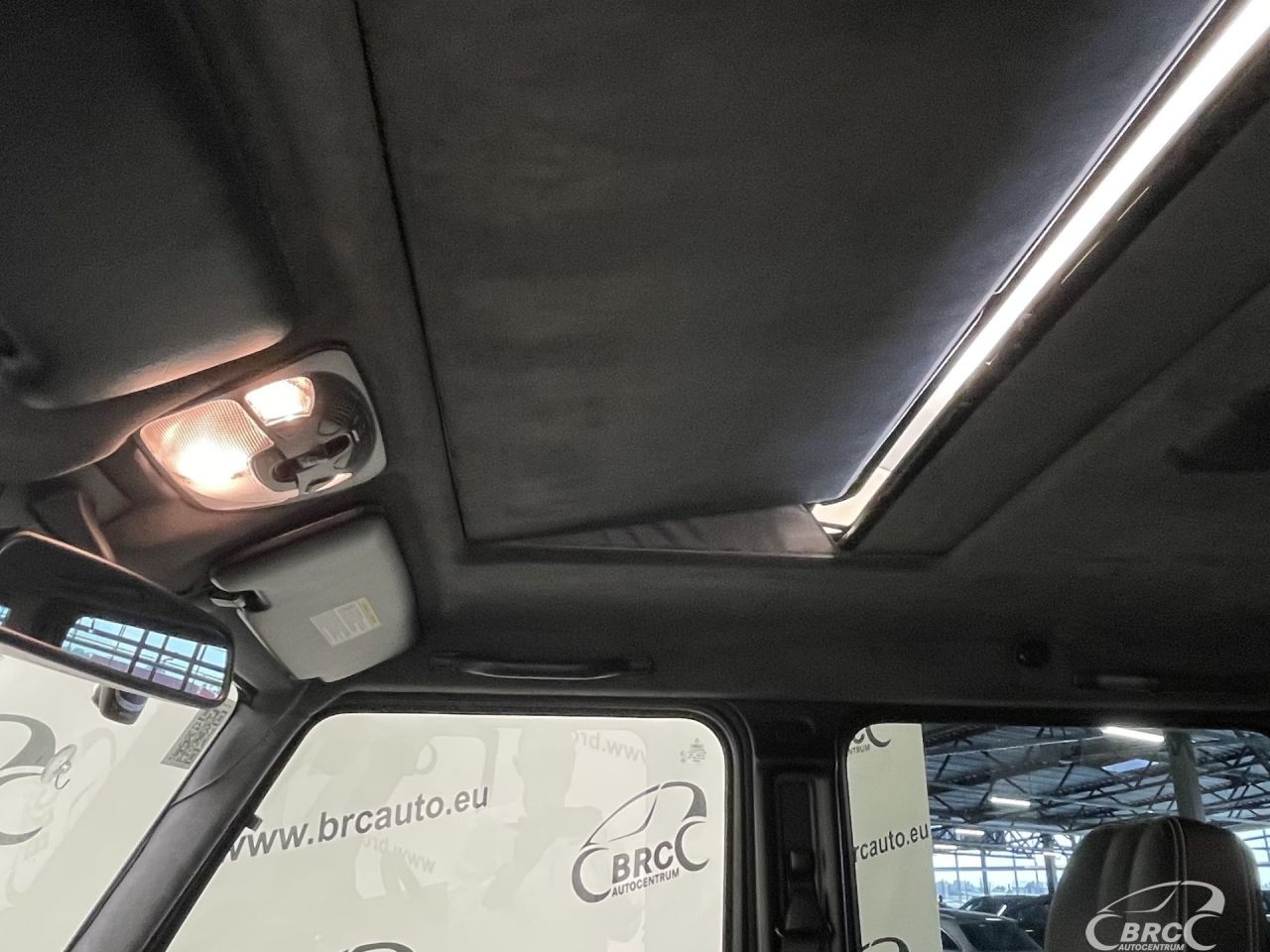 Mercedes-Benz G500 | 28