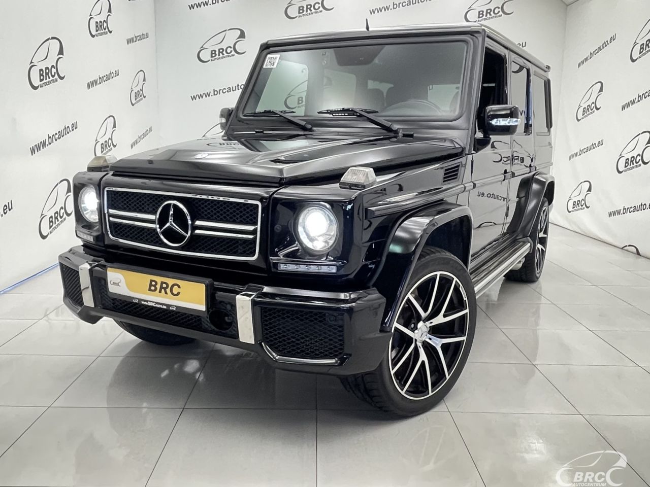 Mercedes-Benz G500 | 49