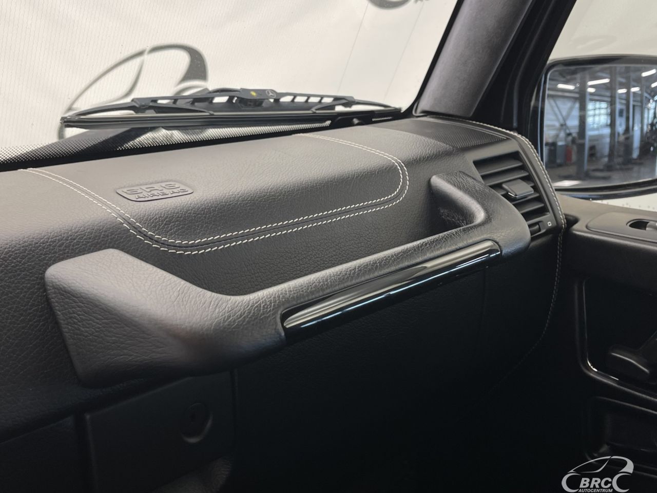 Mercedes-Benz G500 | 33