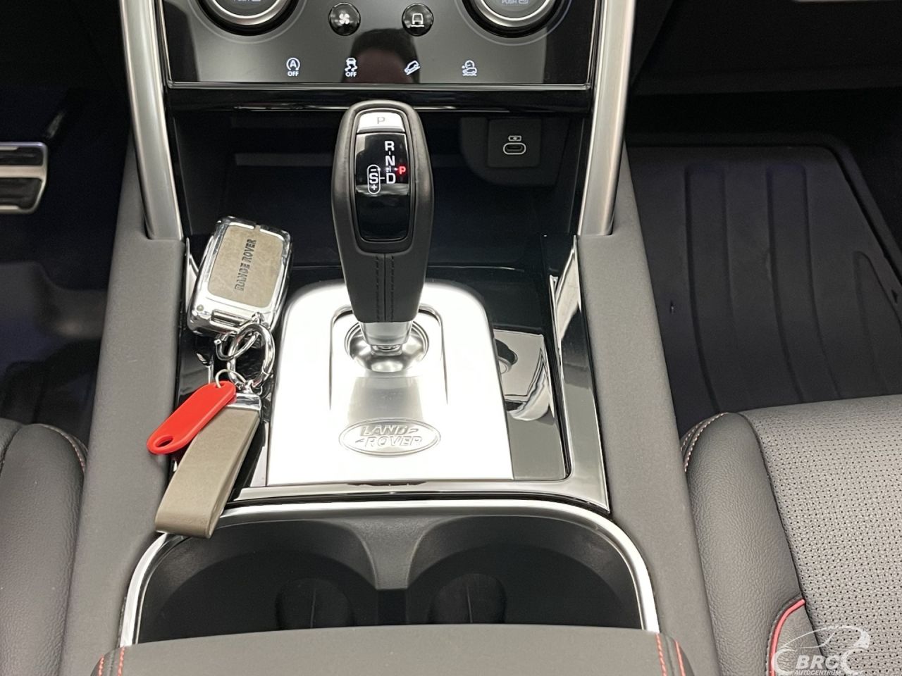 Land Rover Discovery | 18