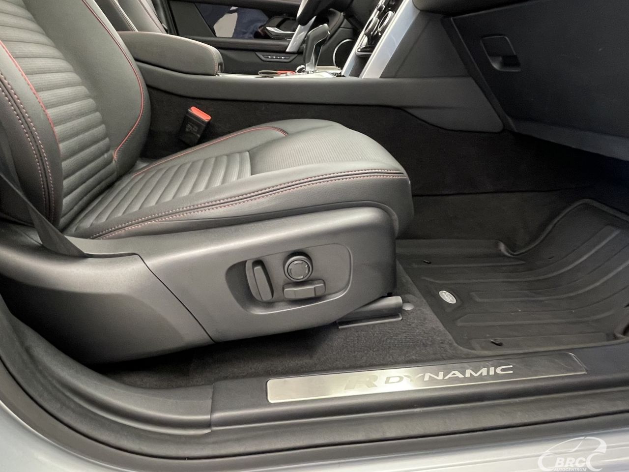 Land Rover Discovery | 5