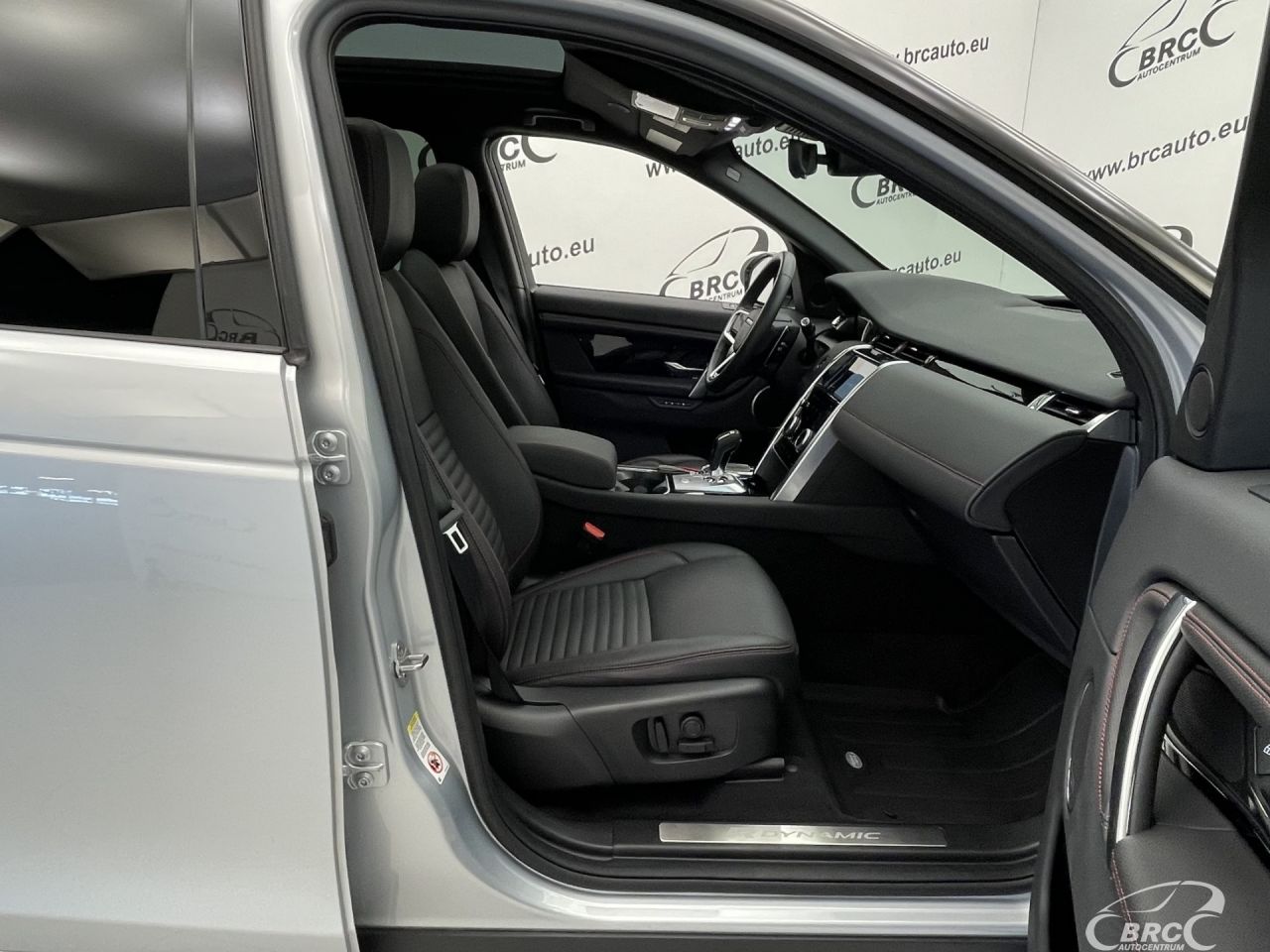 Land Rover Discovery | 3