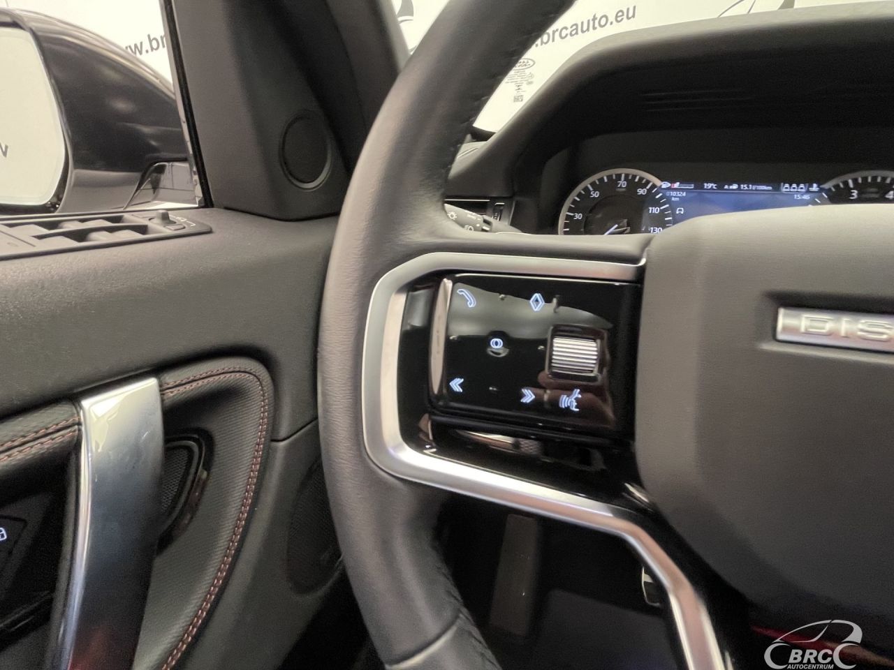 Land Rover Discovery | 30