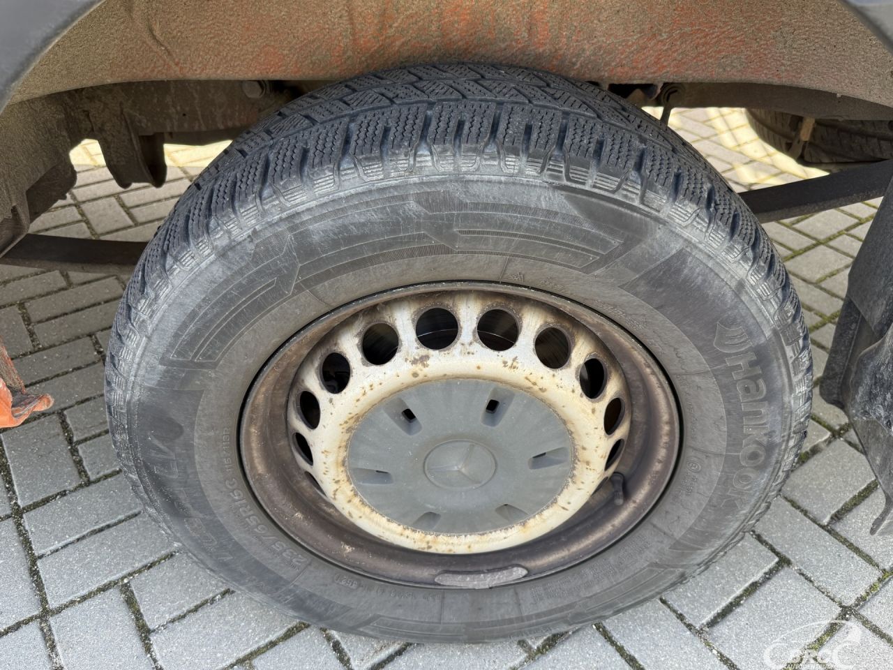 Mercedes-Benz Sprinter | 33