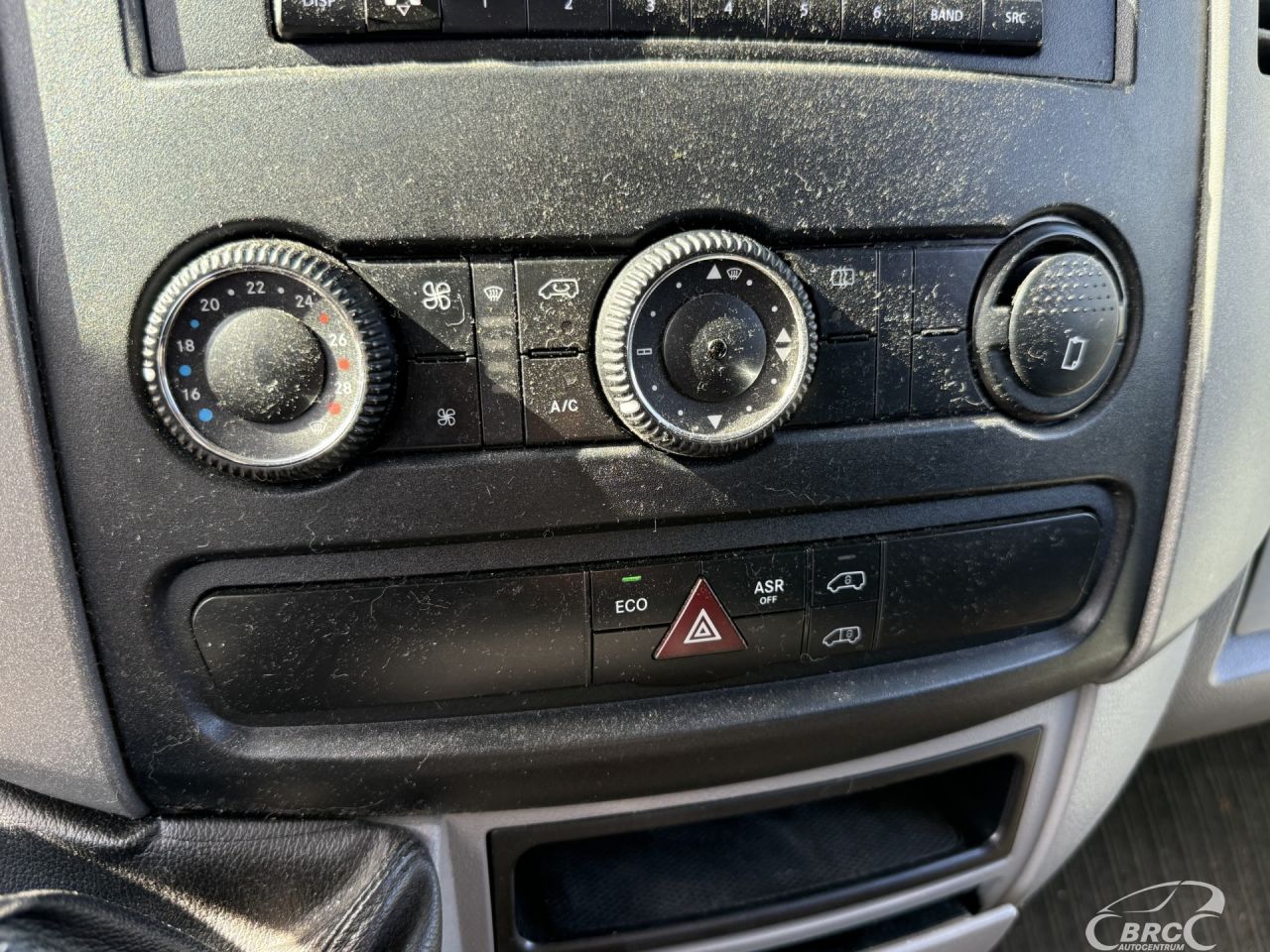 Mercedes-Benz Sprinter | 23