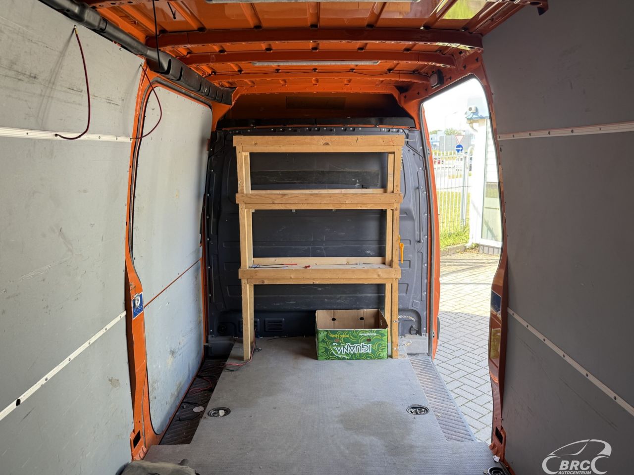 Mercedes-Benz Sprinter | 9