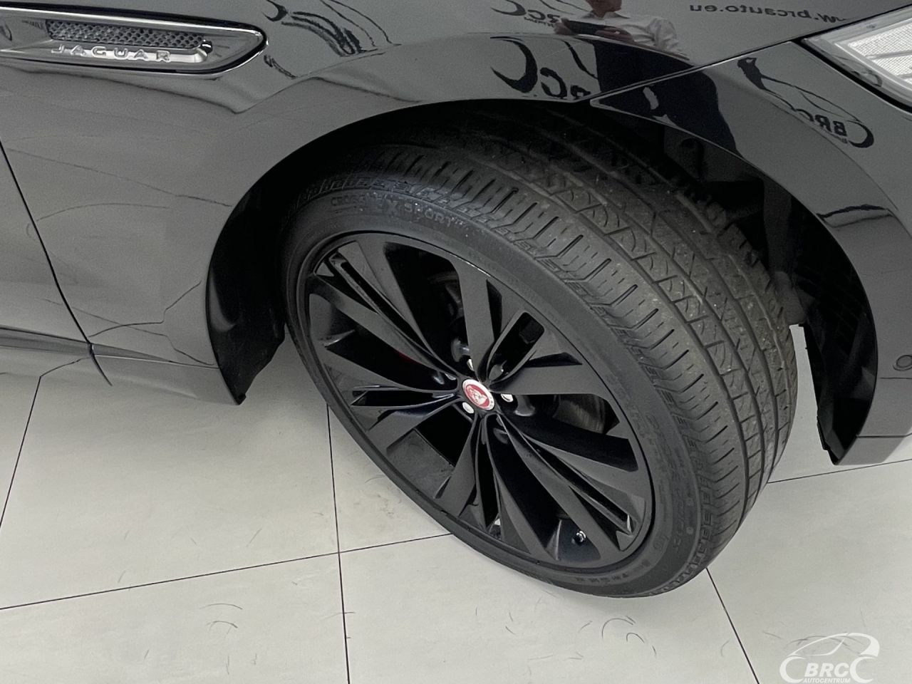 Jaguar F-Pace | 52