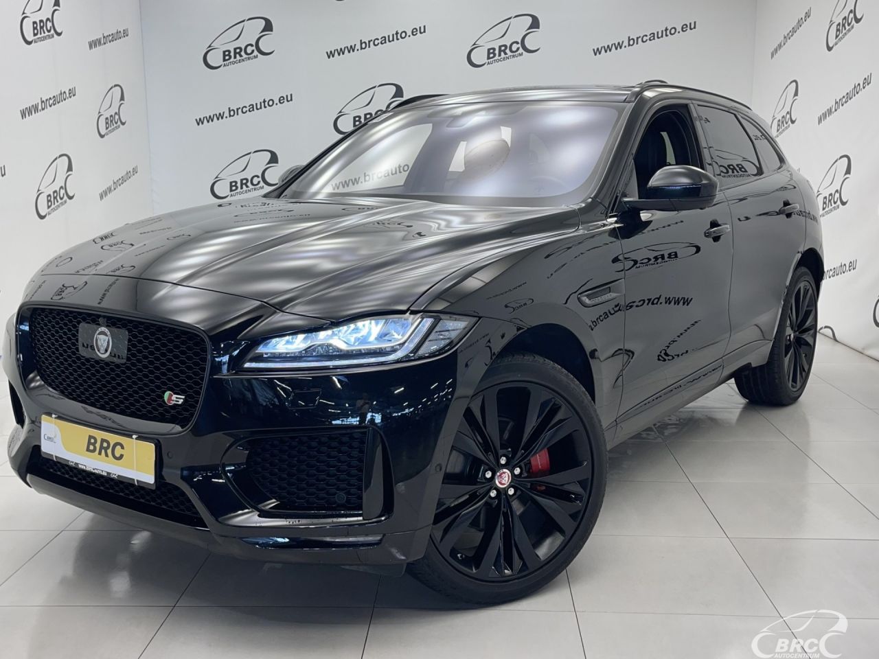 Jaguar F-Pace | 57
