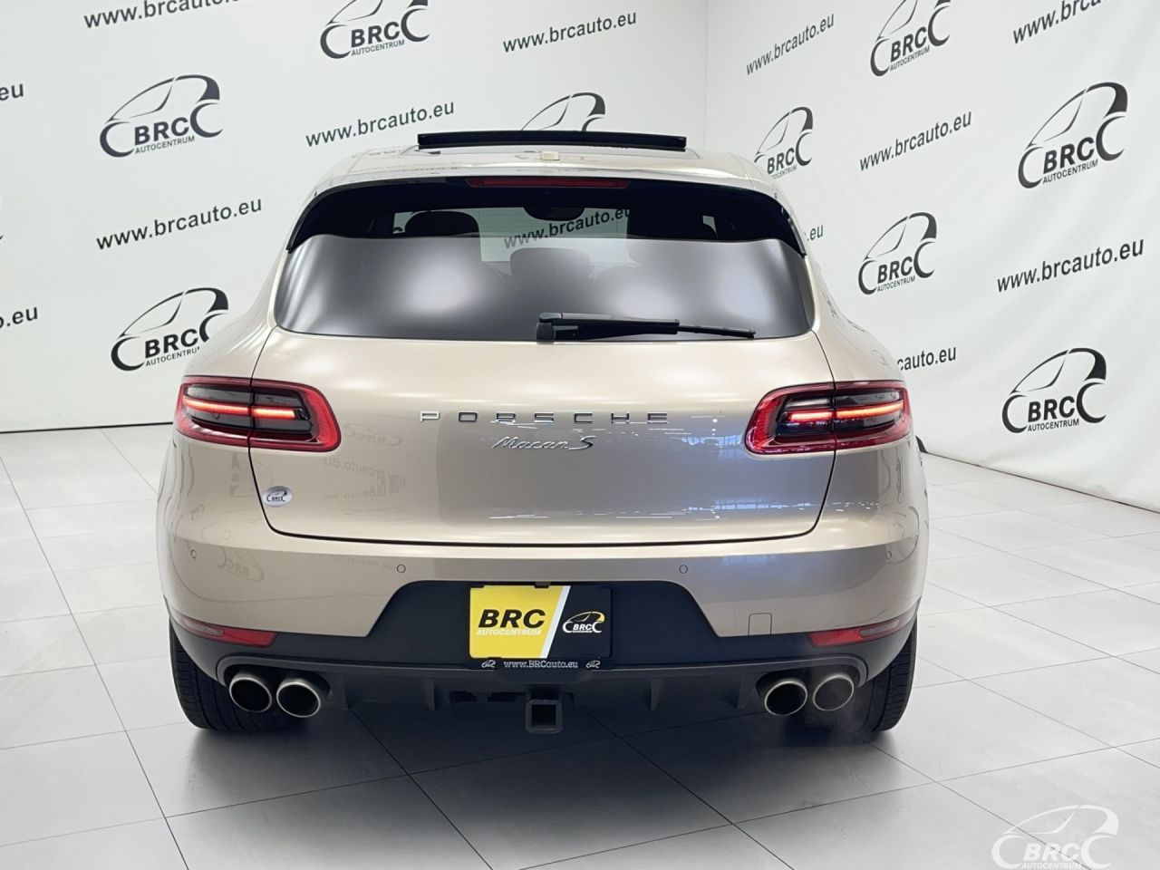 Porsche Macan | 51