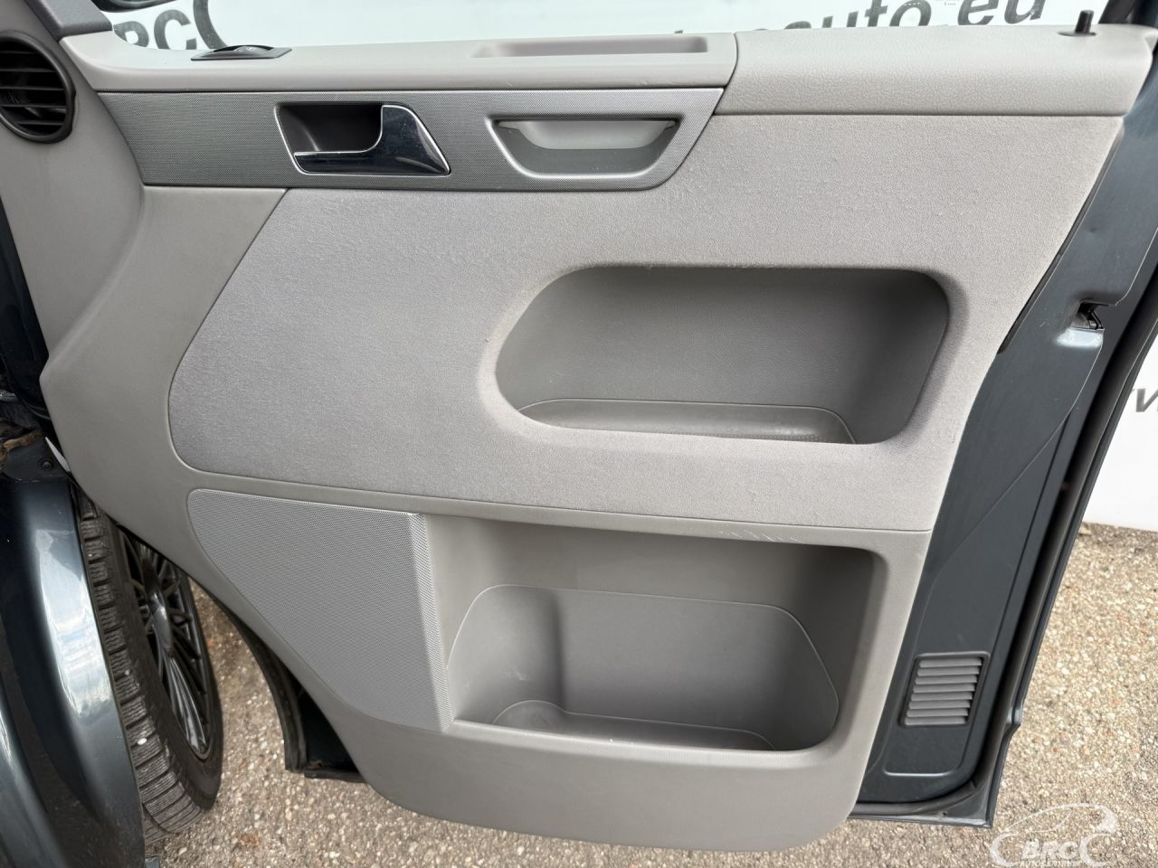 Volkswagen Multivan | 11