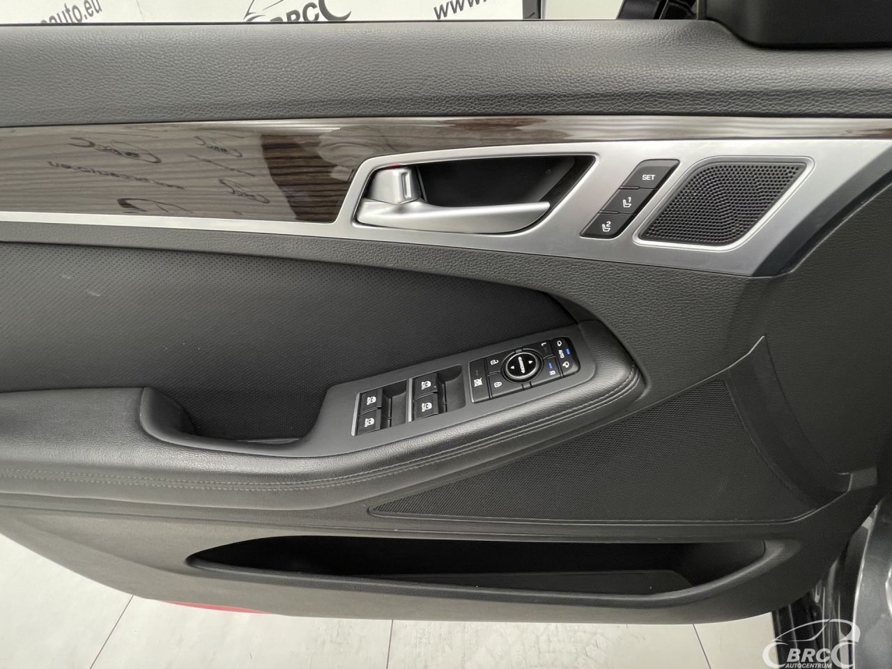 Hyundai Genesis | 20