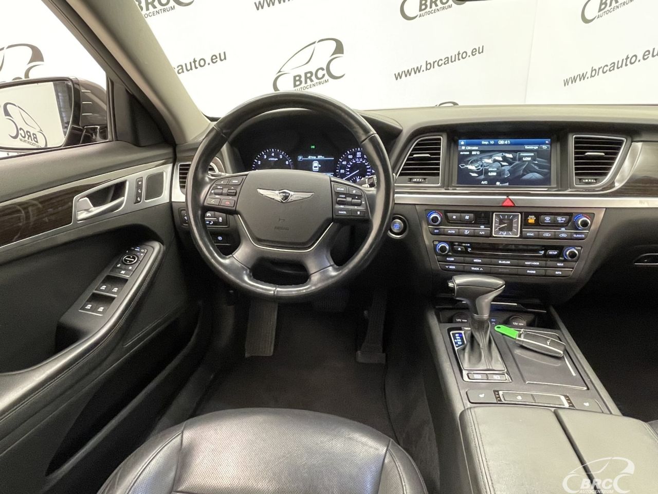 Hyundai Genesis | 14