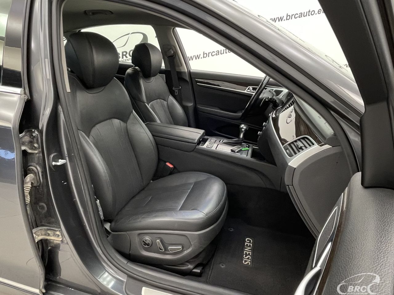 Hyundai Genesis | 6
