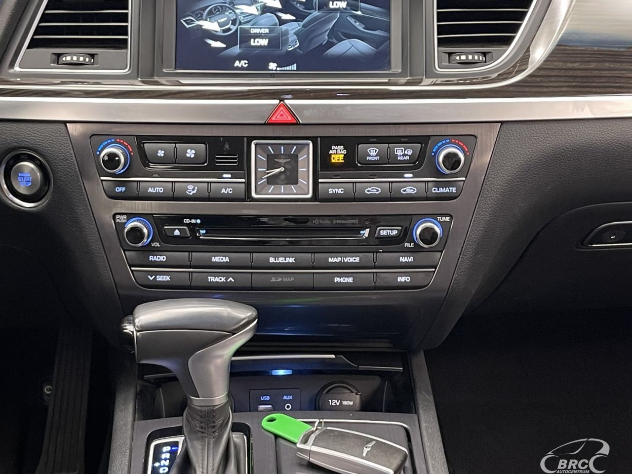 Hyundai Genesis | 17