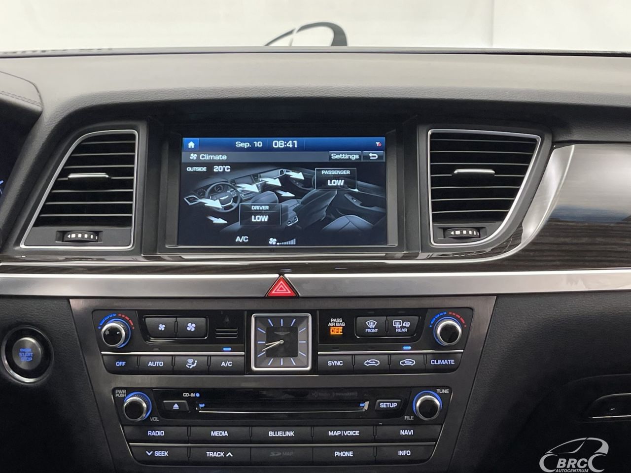 Hyundai Genesis | 16