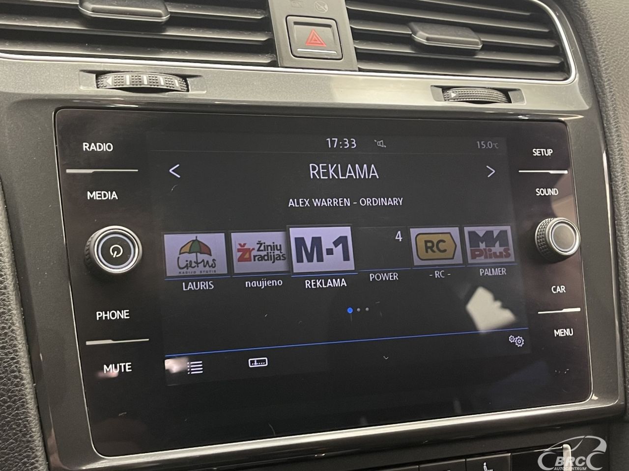 Volkswagen Golf | 29