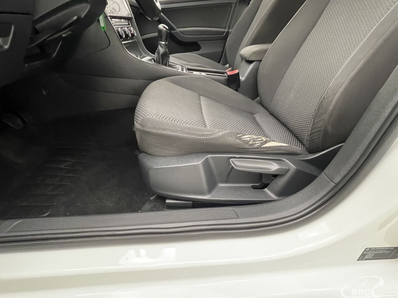 Volkswagen Golf | 20