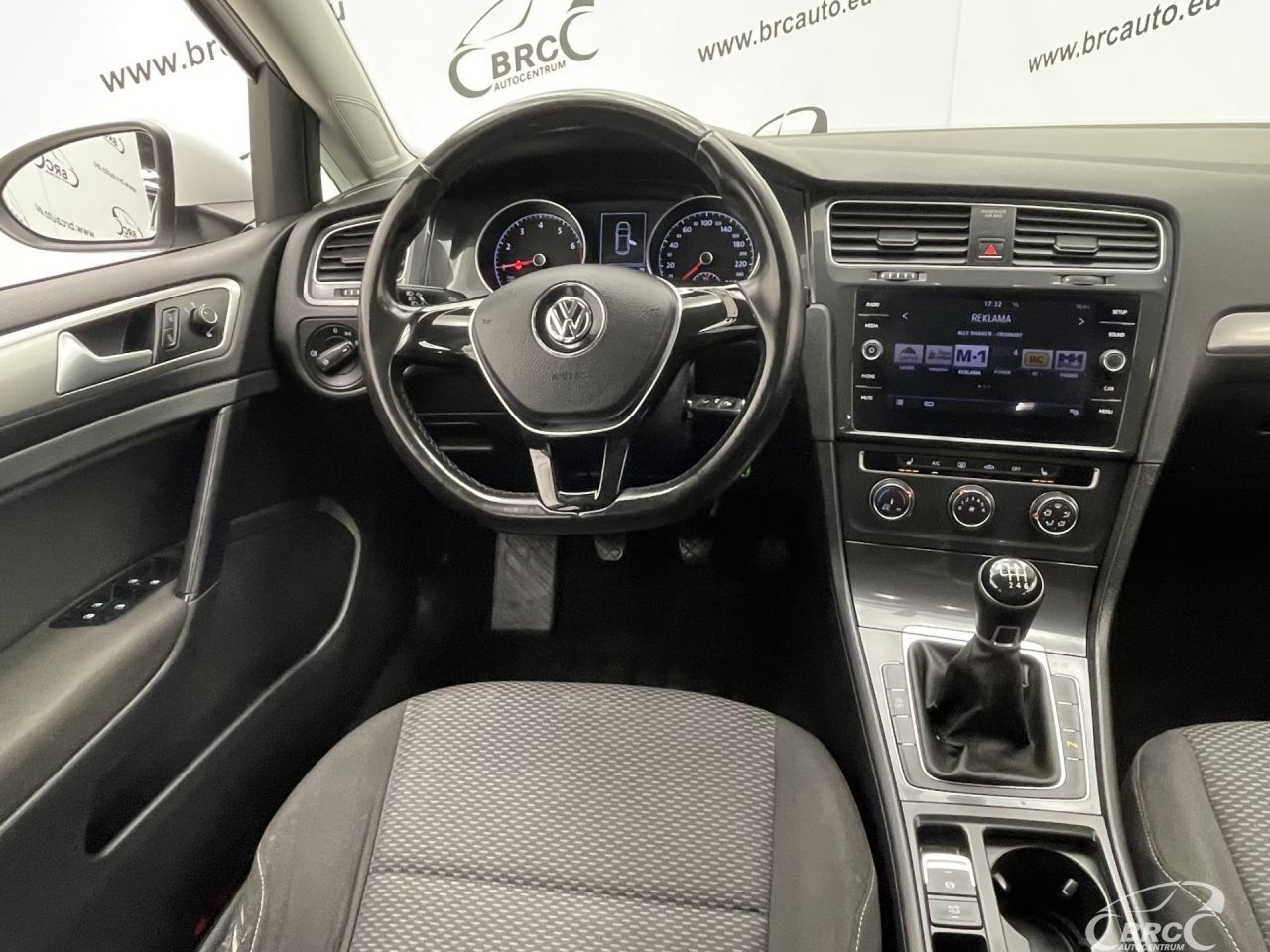 Volkswagen Golf | 12