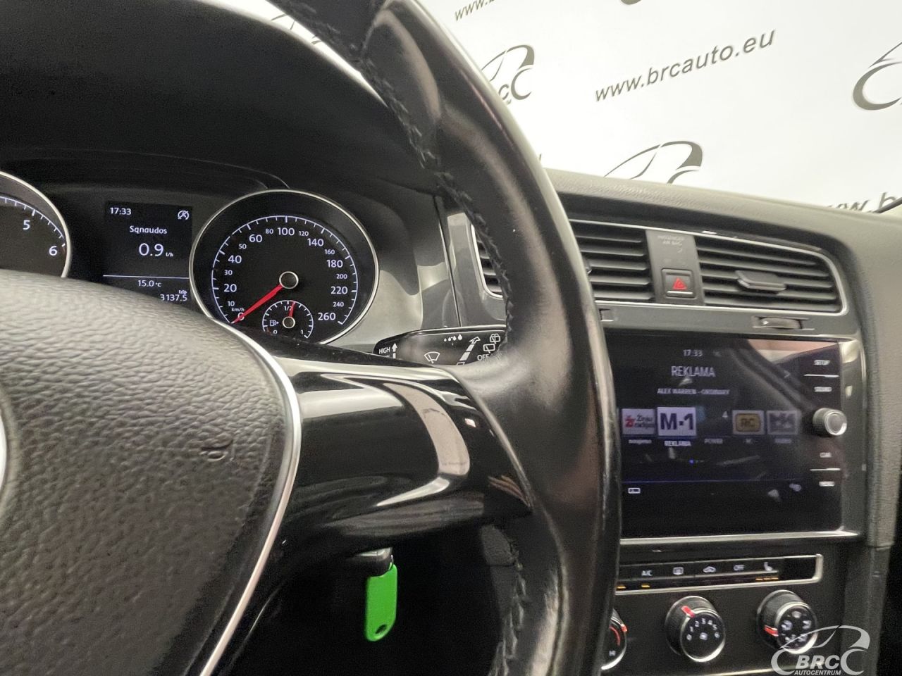 Volkswagen Golf | 26