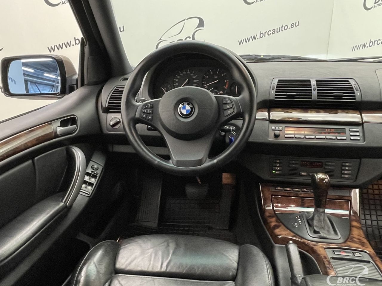 BMW X5 | 12