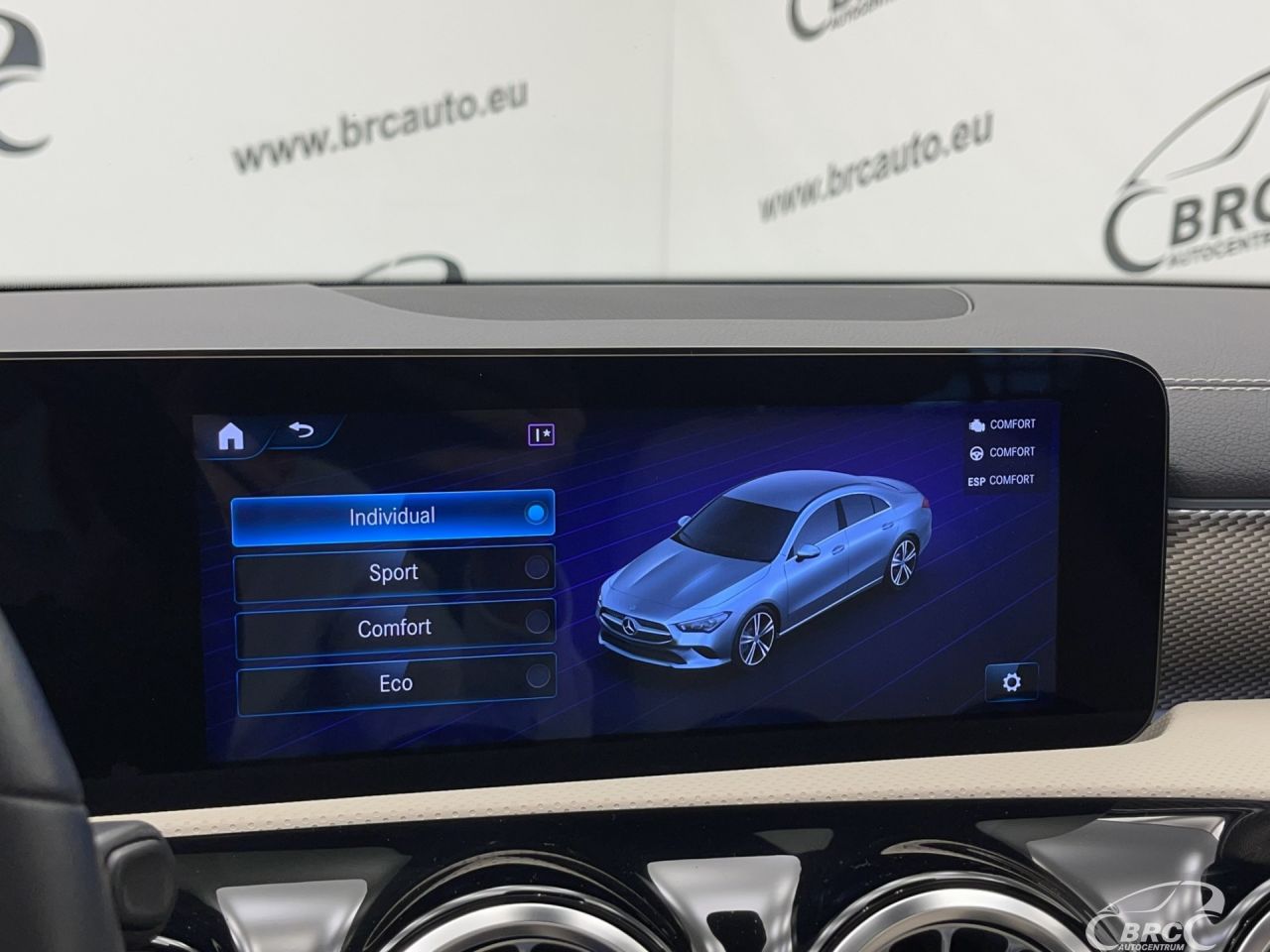 Mercedes-Benz CLA180 | 37