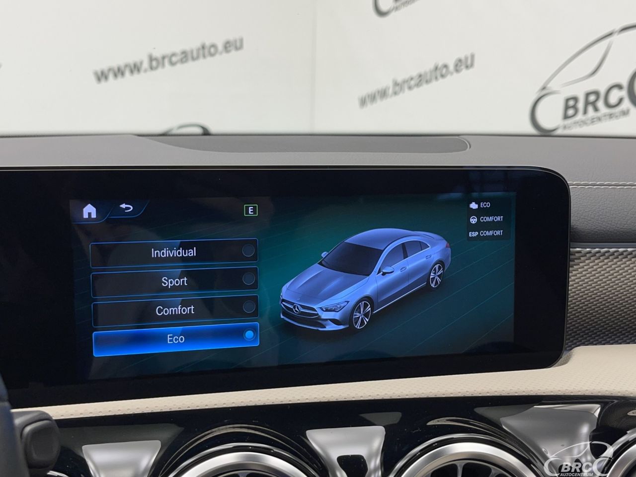 Mercedes-Benz CLA180 | 36