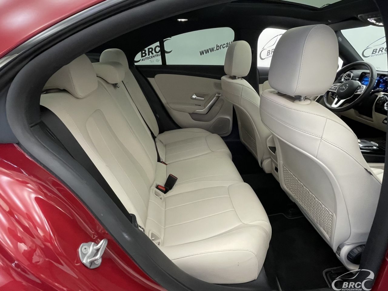 Mercedes-Benz CLA180 | 10