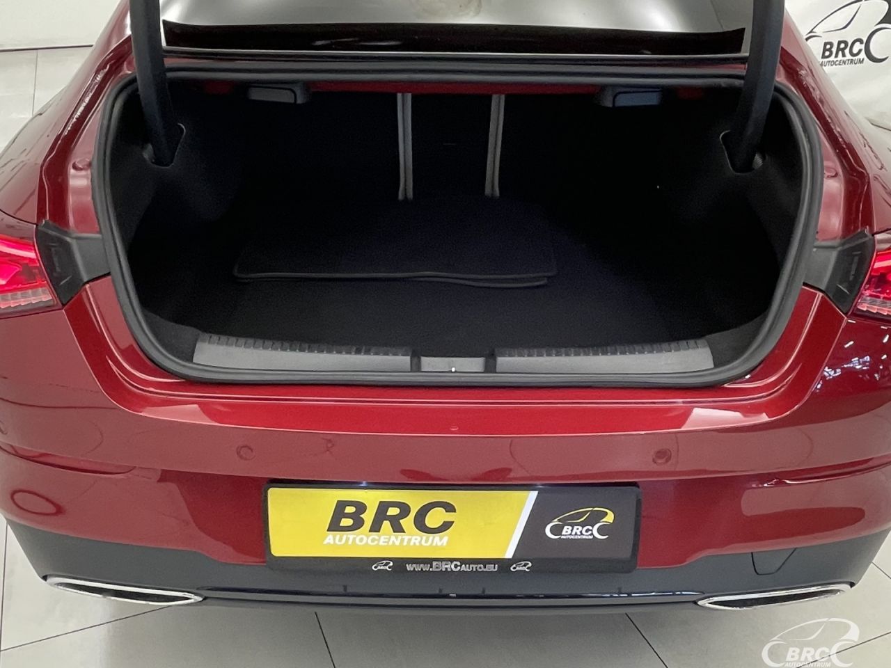 Mercedes-Benz CLA180 | 45