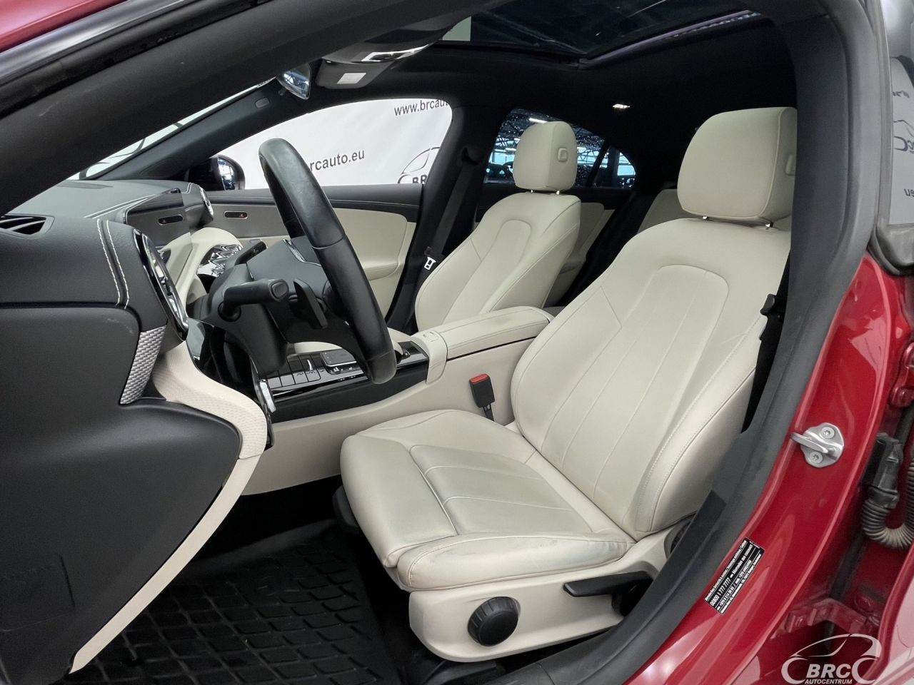 Mercedes-Benz CLA180 | 22