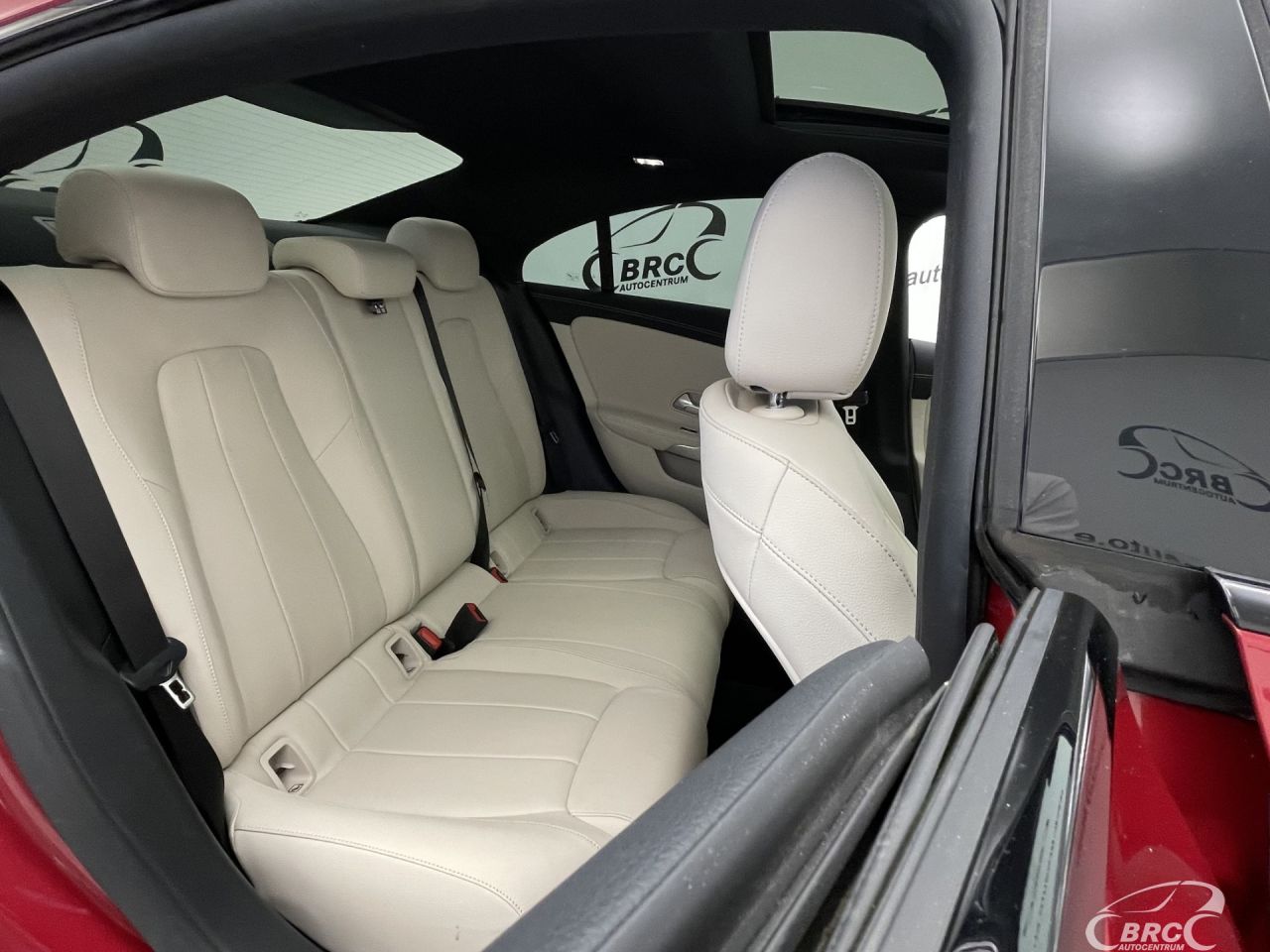 Mercedes-Benz CLA180 | 11