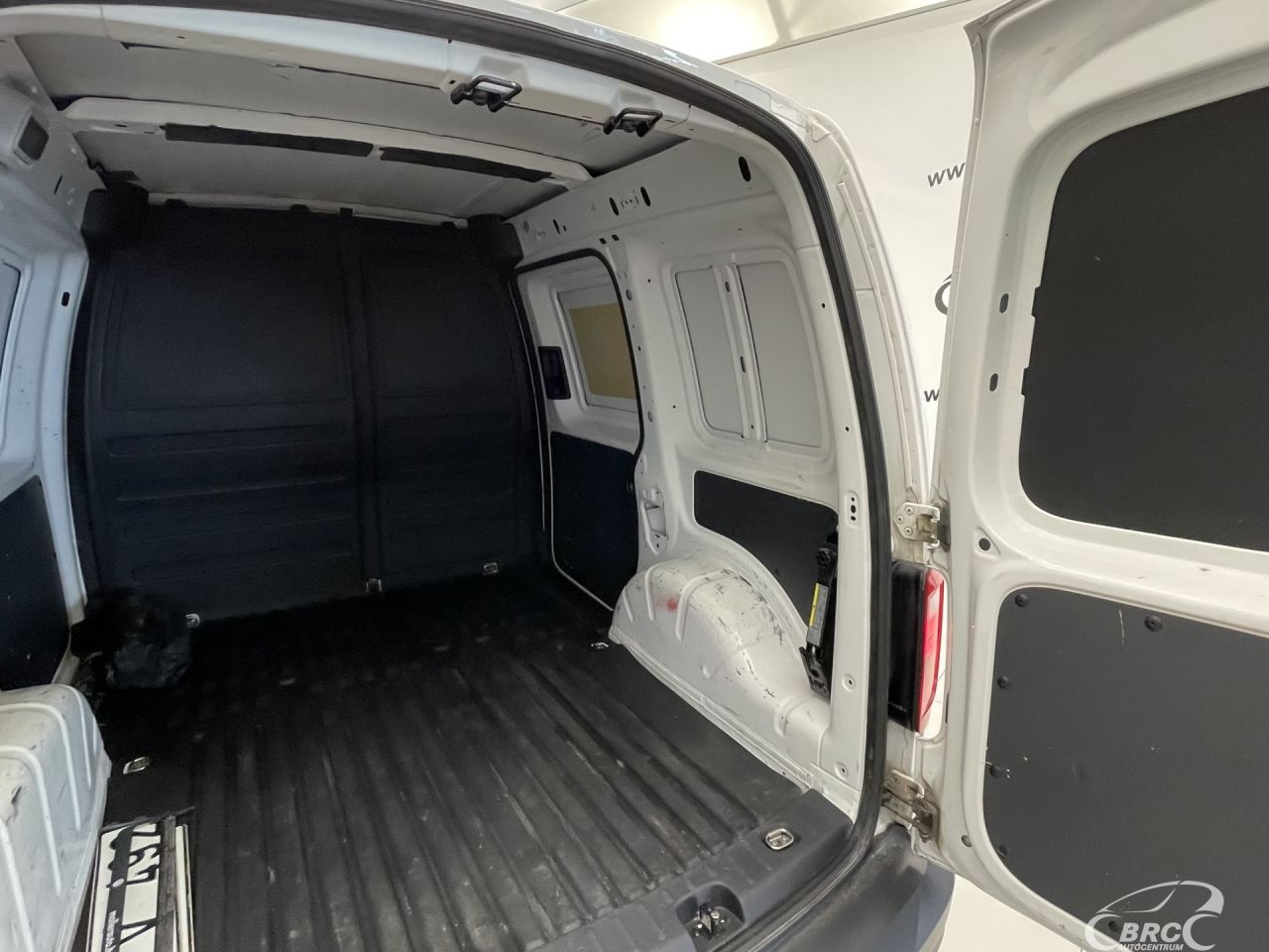 Volkswagen Caddy | 21