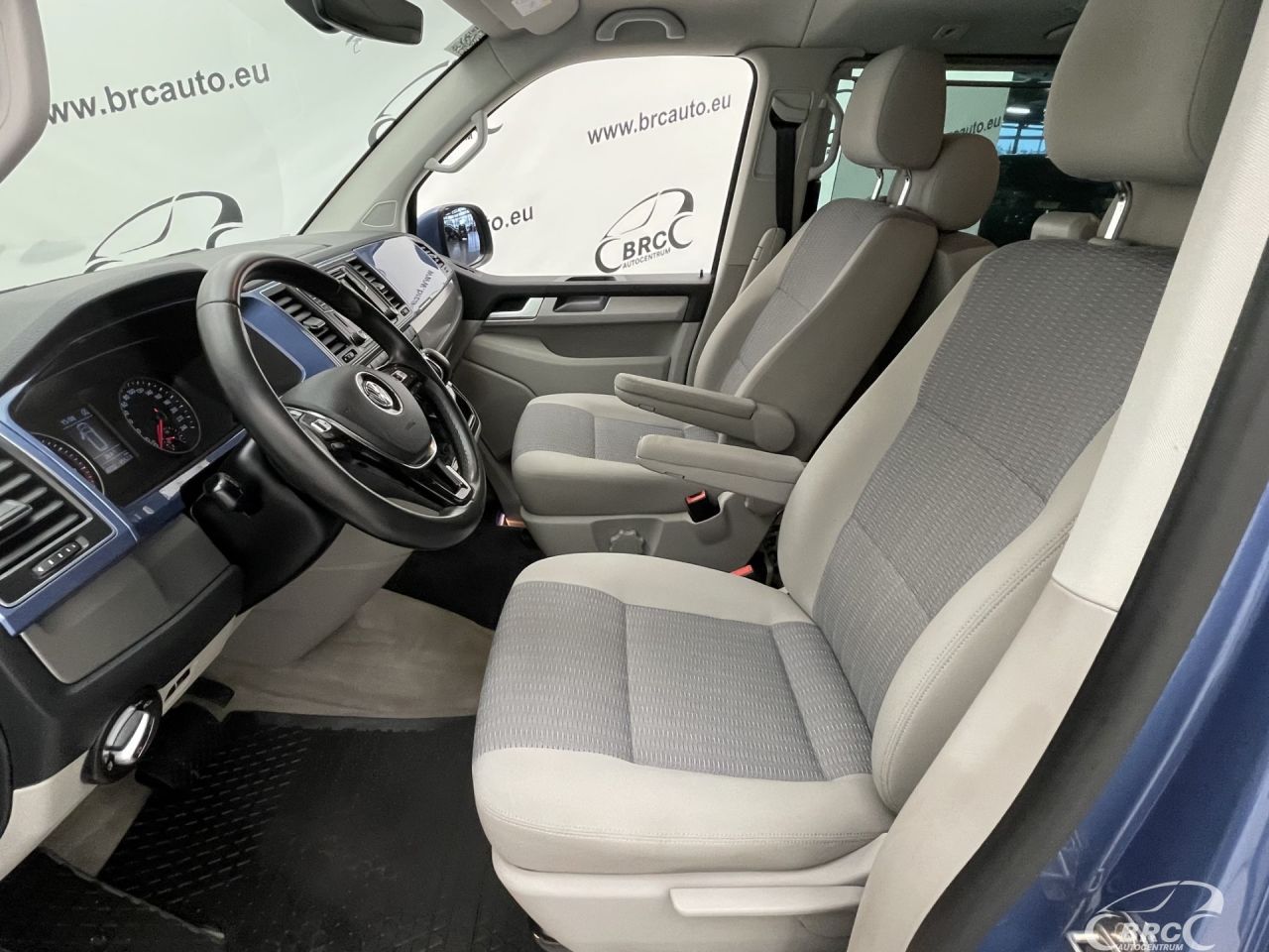 Volkswagen Multivan | 23