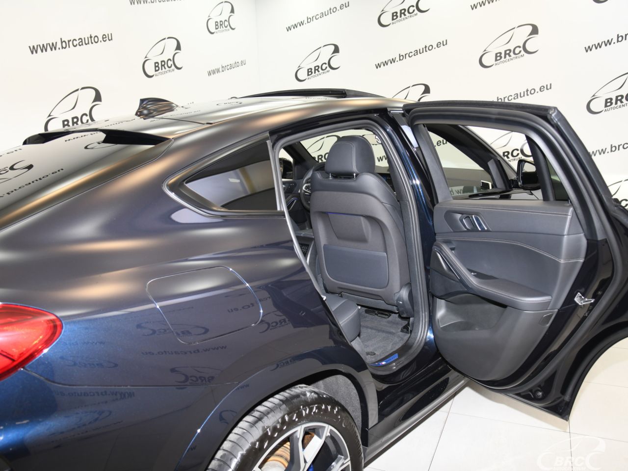 BMW X6 | 12