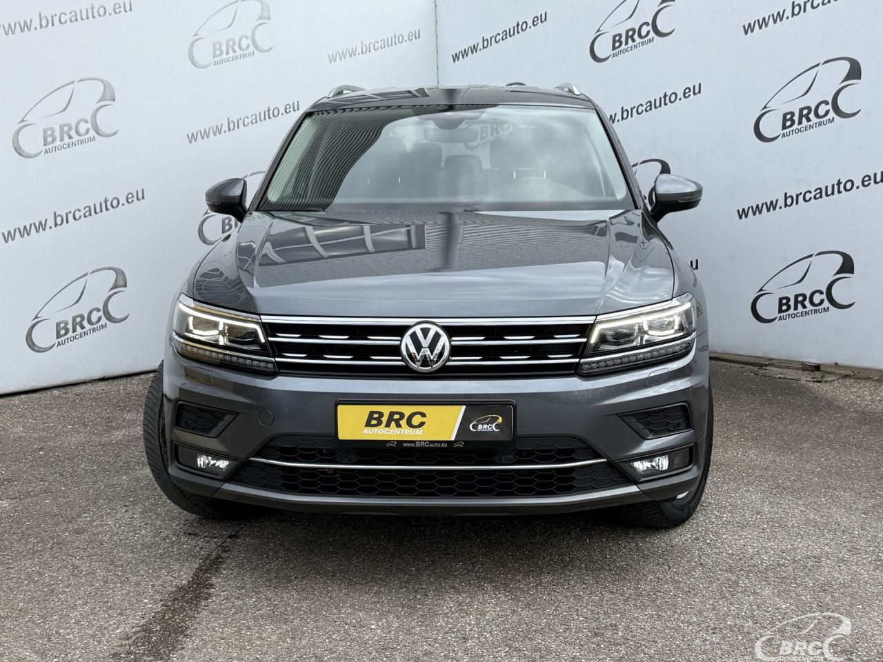 Volkswagen Tiguan | 35
