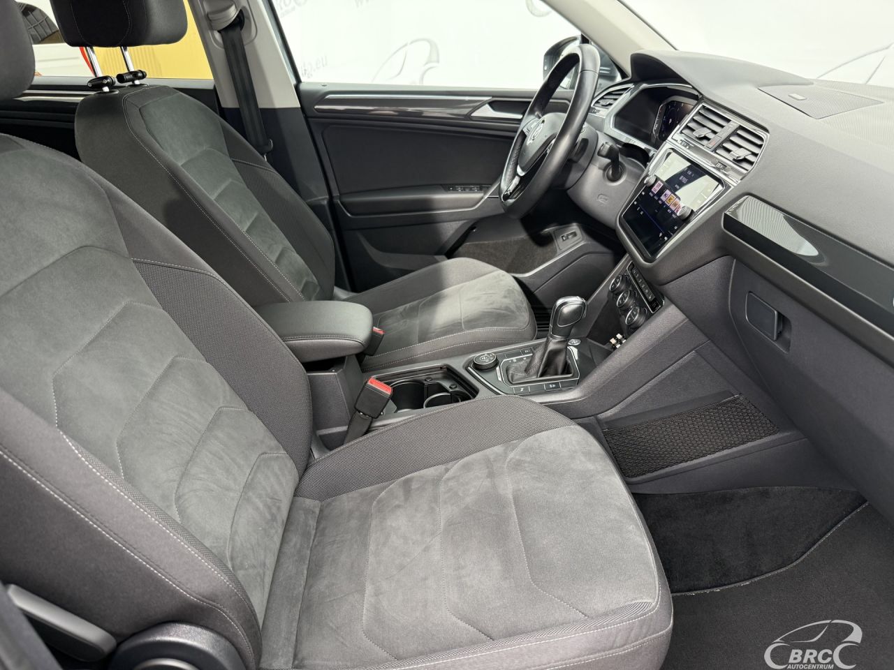Volkswagen Tiguan | 10