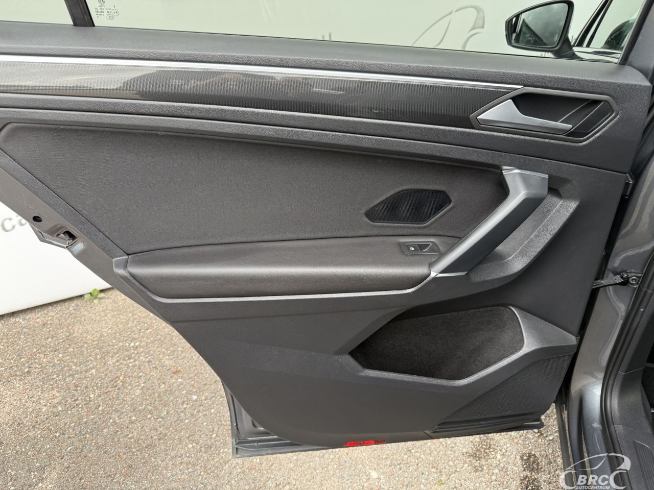 Volkswagen Tiguan | 12