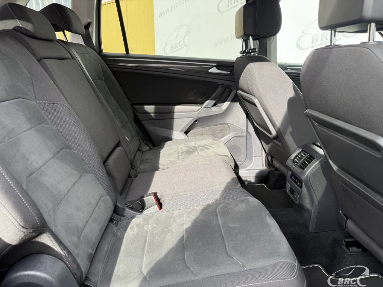 Volkswagen Tiguan | 11