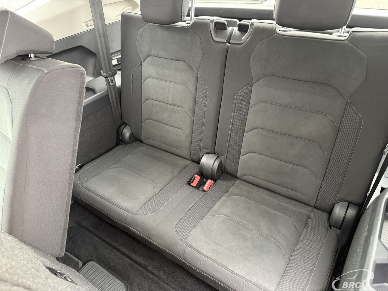 Volkswagen Tiguan | 14