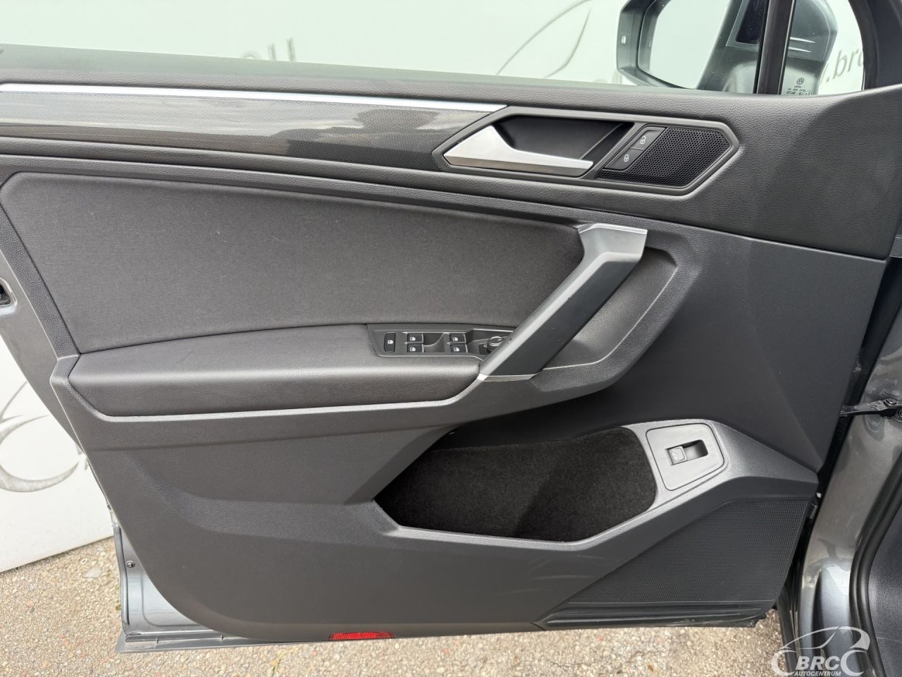 Volkswagen Tiguan | 19