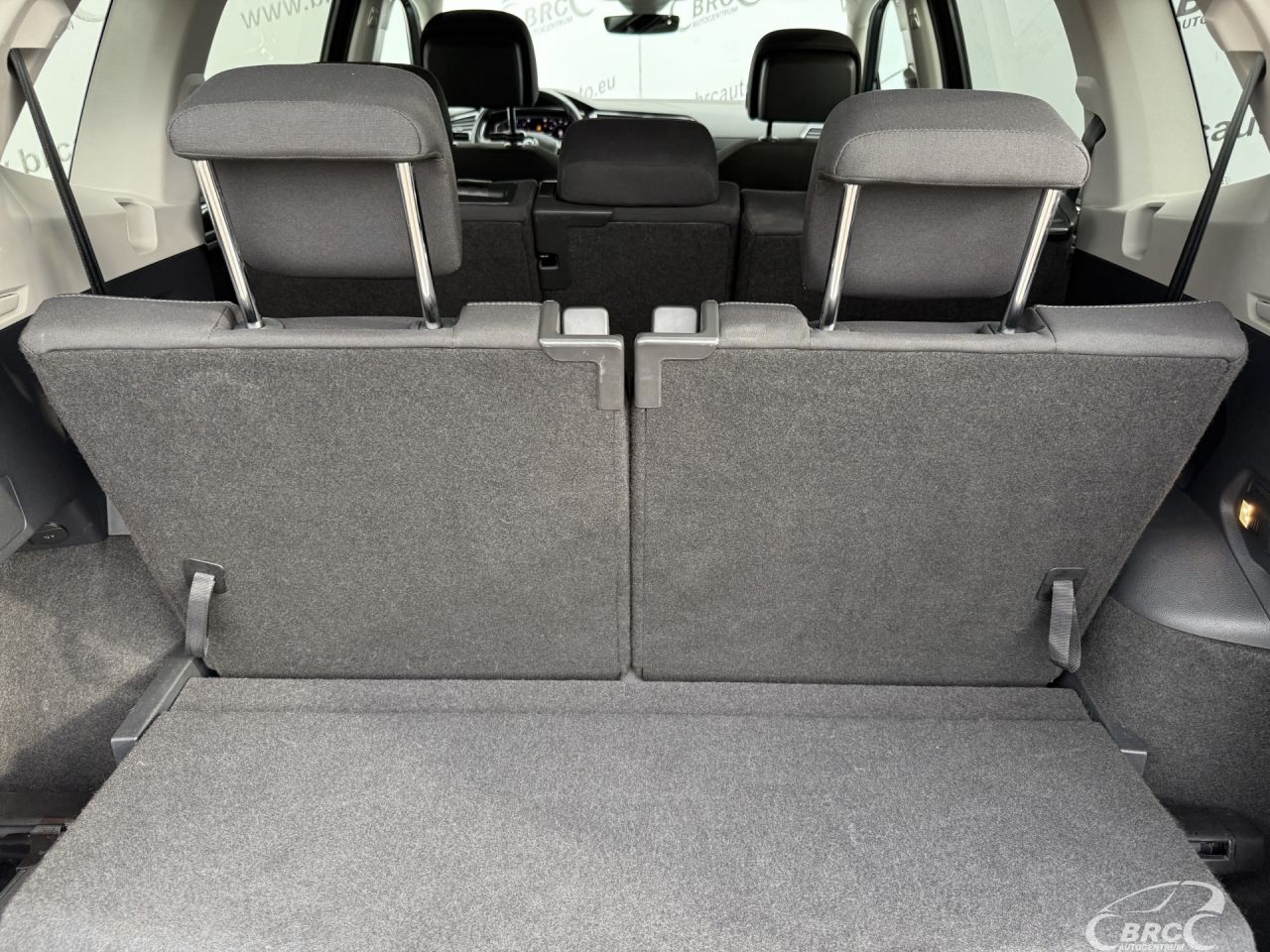 Volkswagen Tiguan | 13