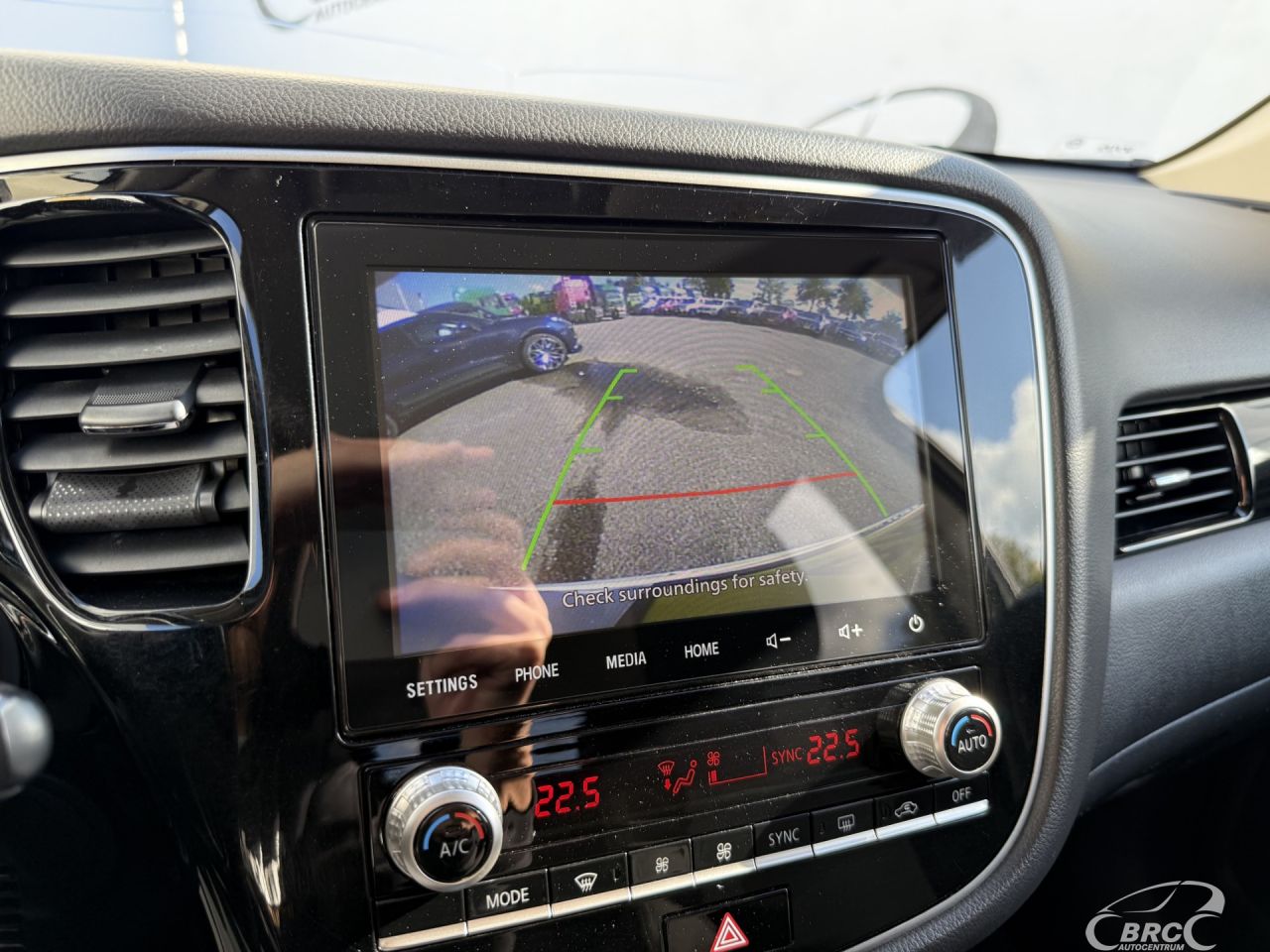 Mitsubishi Outlander | 32