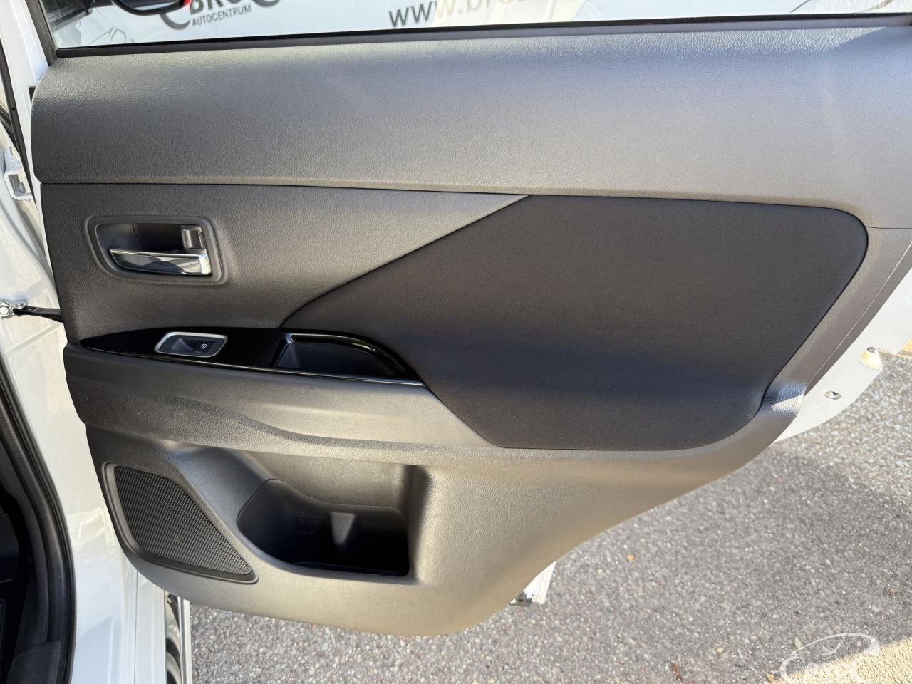 Mitsubishi Outlander | 11