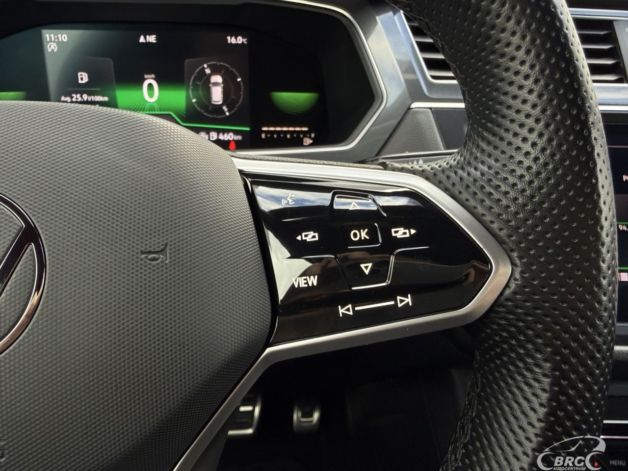 Volkswagen Tiguan | 25